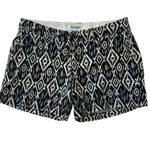 Old Navy High Waist Geometric Shorts - Black and White